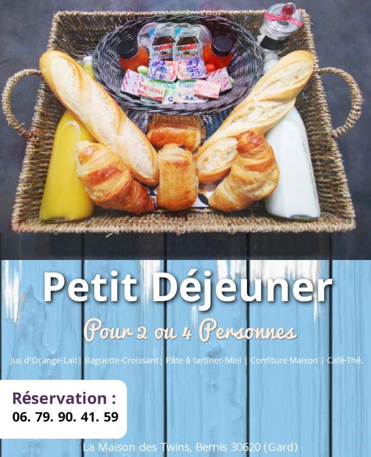 Gites Avec Grande Piscine Et Sa Terrasse Privative Bernis Exteriör bild
